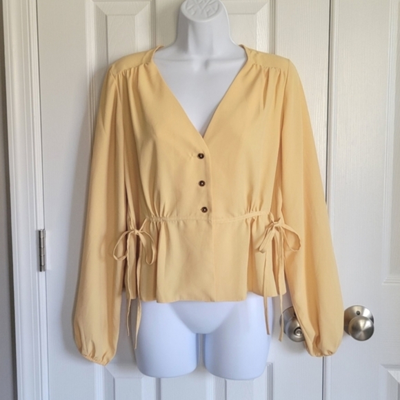 Topshop butter yellow button down shirt with waist tie bows women's size 2 - Picture 4 of 16